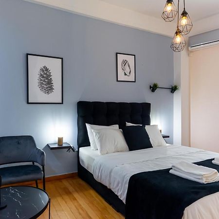 Couple Getaway With Queen Bed Apartment Atena Exterior foto