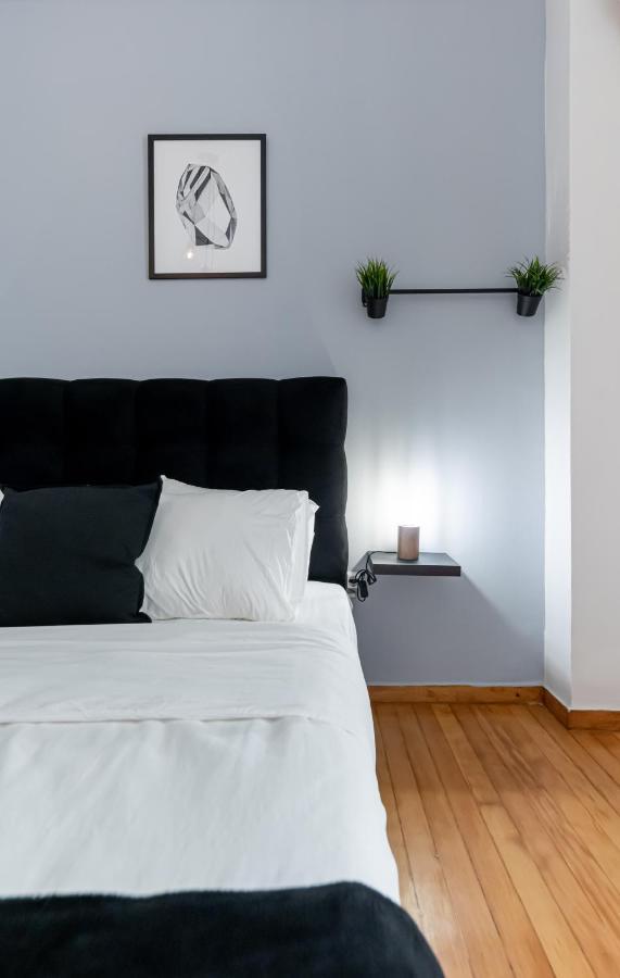 Couple Getaway With Queen Bed Apartment Atena Exterior foto